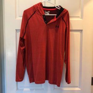 Men’s Underarmor pullover size Large